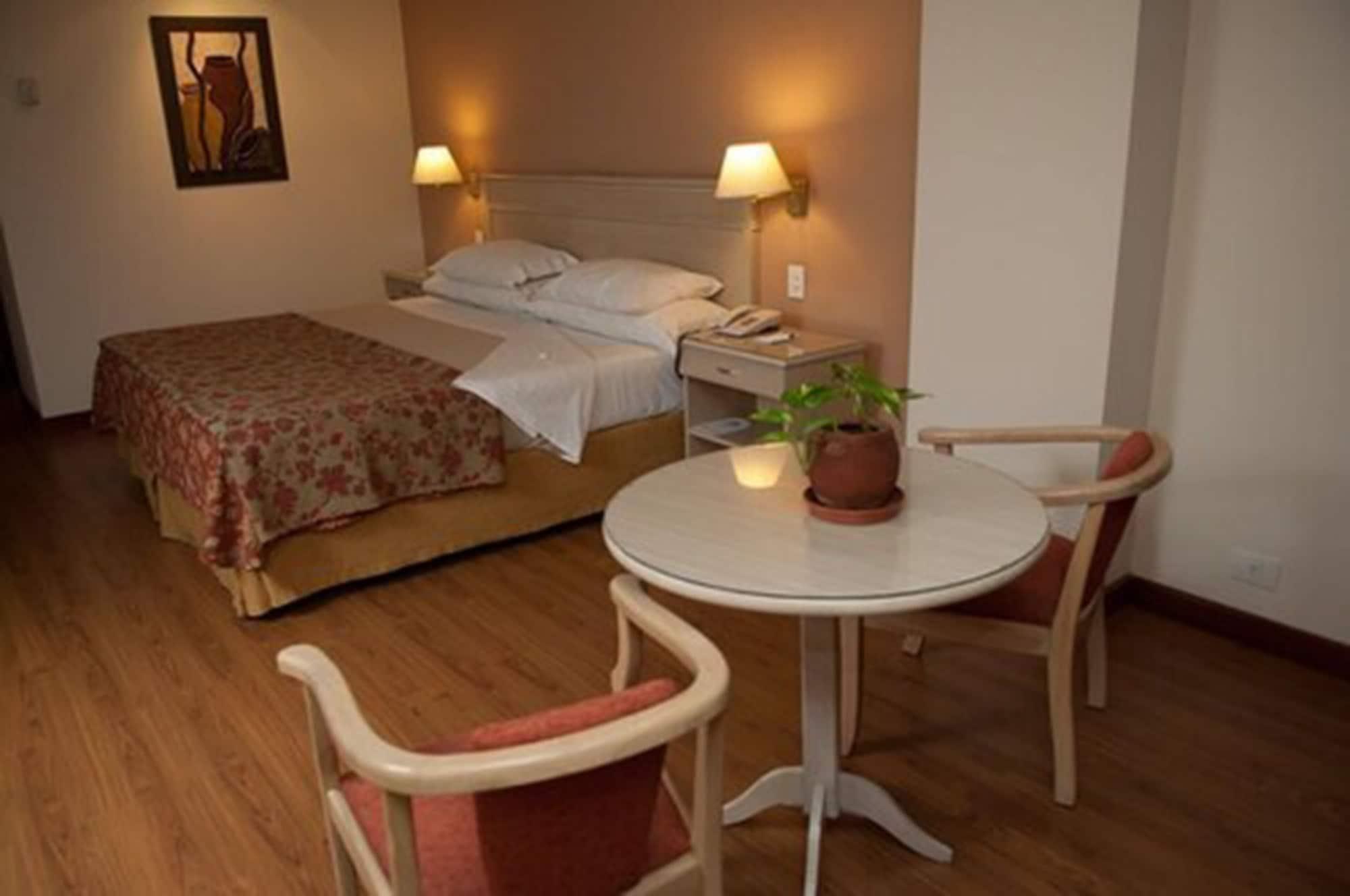 Casa Real Hotel Салта Екстериор снимка