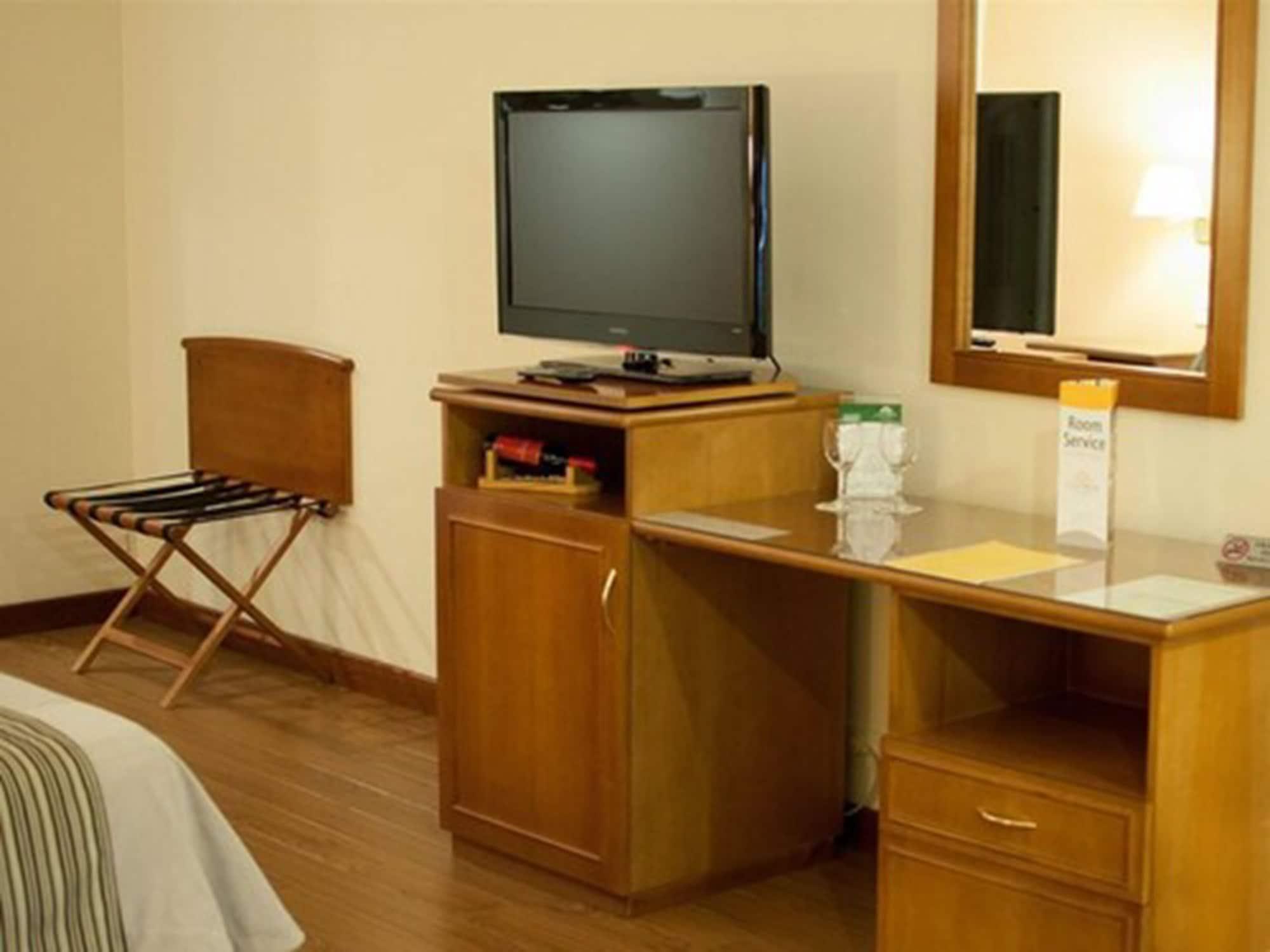 Casa Real Hotel Салта Екстериор снимка
