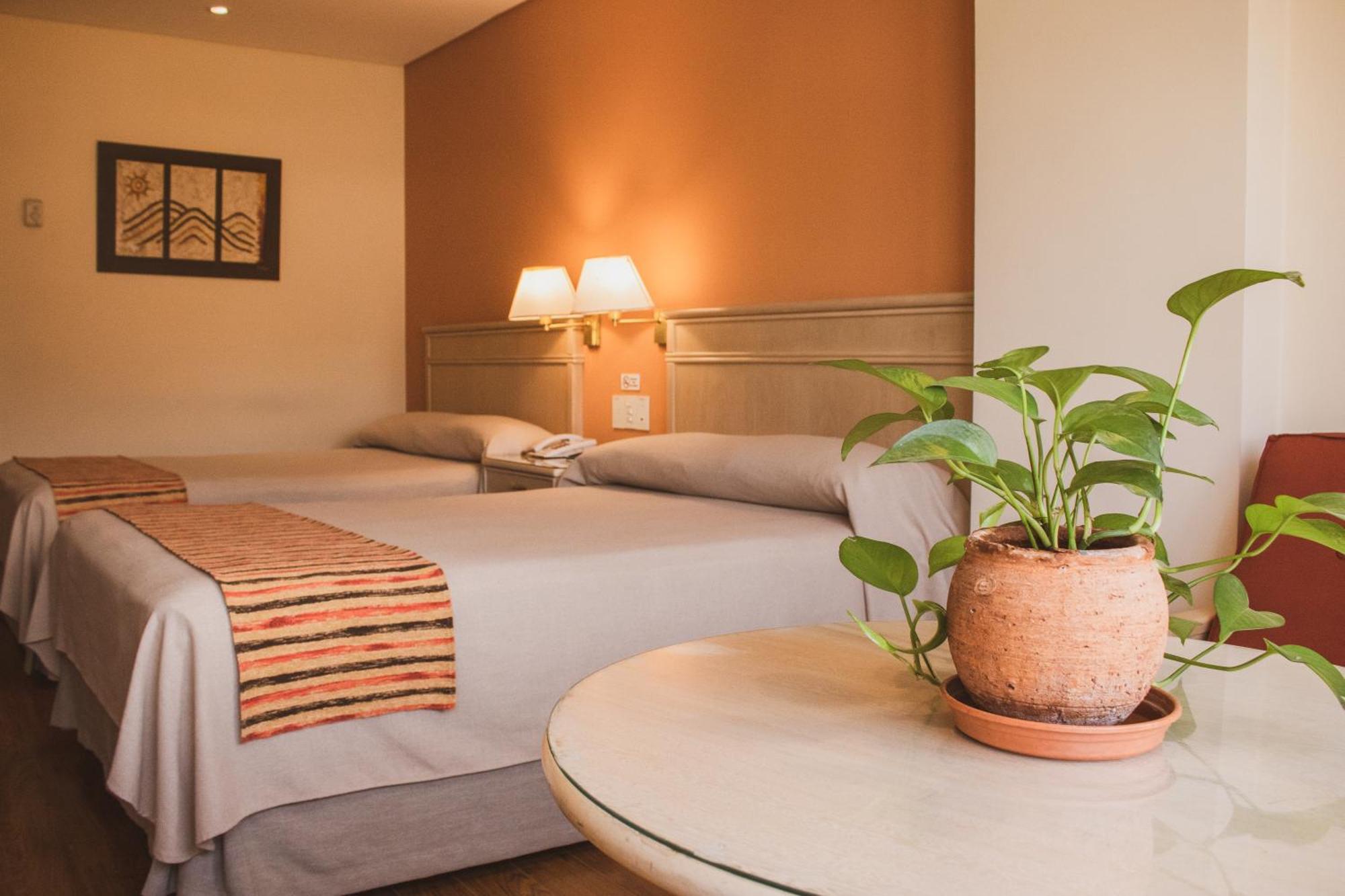 Casa Real Hotel Салта Екстериор снимка